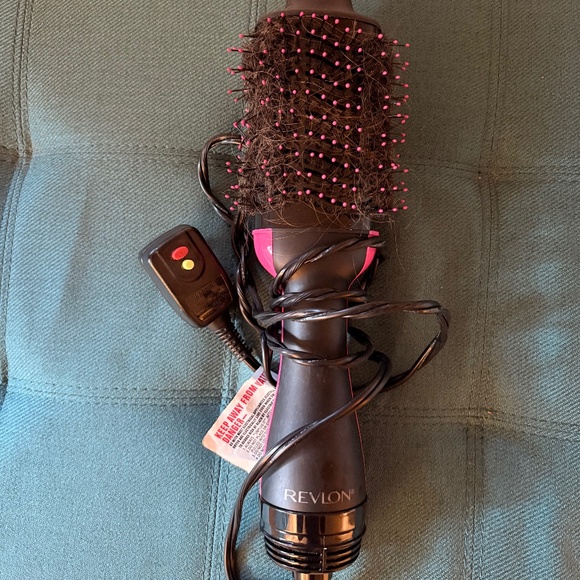 Revlon Round Brush Hair Dryer/Styling tool - Picture 1 of 1